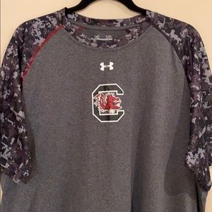 Under Armour Gamecock athletic loose fit shirt XL